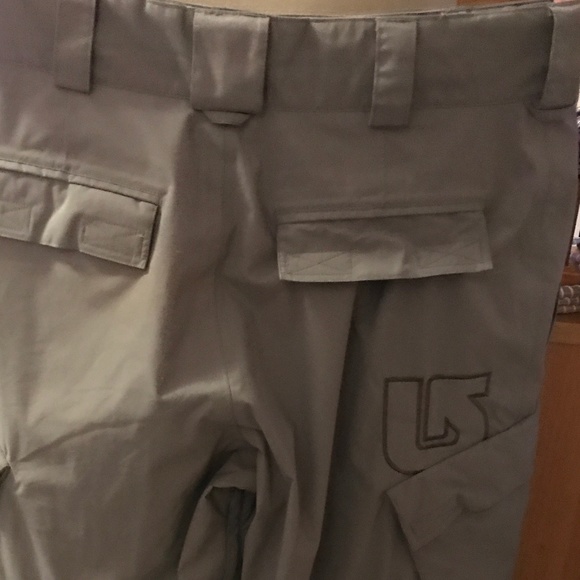 Men’s Burton snowboarding pants - Picture 10 of 10